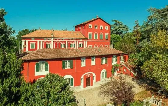 The mansion house Villa Capannina – hotel w mieście Novi Ligure