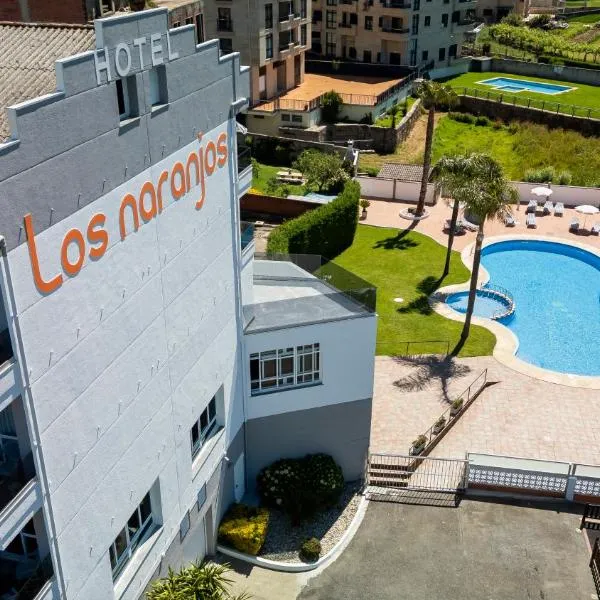 Hotel Los Naranjos, готель у місті Револта