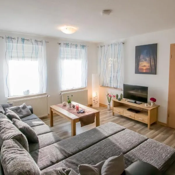 Ferienwohnung Werrablick Hedemünden - Gartenbenutzung mit Grill - WLAN, hotel in Hannoversch Münden