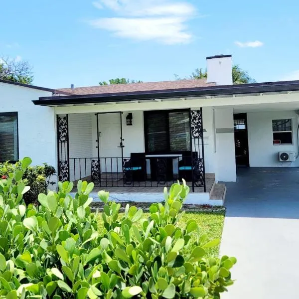 Summer Retreat House، فندق في فورت لاودردال
