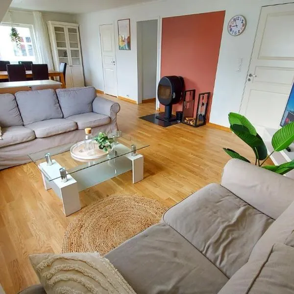 Central modern Lyse Fjord apartment、スタヴァンゲルのホテル