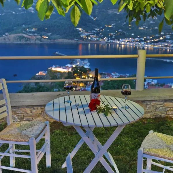 tsoukalaria studios, hotel in Skopelos Town