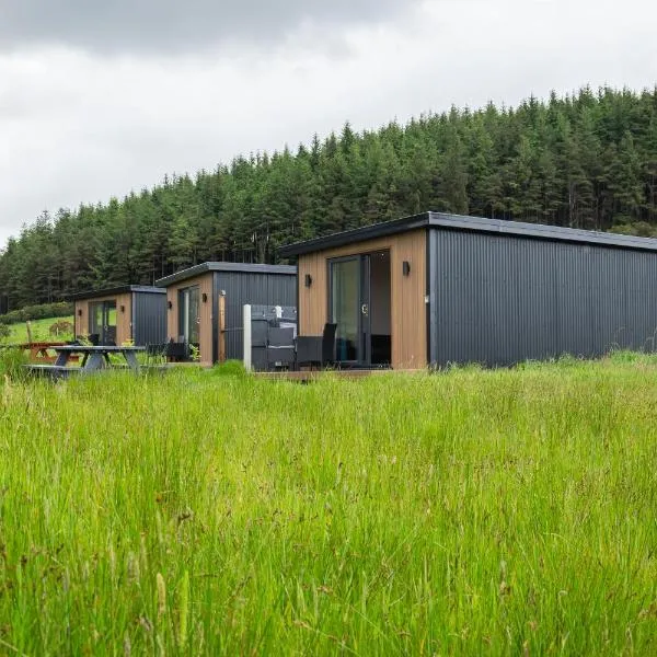 OAKWOOD GLAMPING Mourne Mountains – hotel w mieście Ballymartin