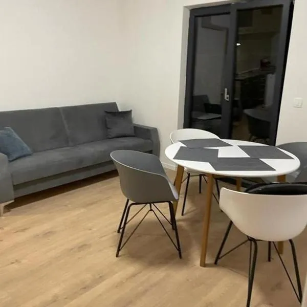 app Manja1, hotel v destinaci Novigrad – Istrie