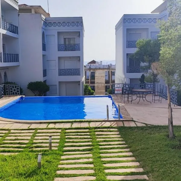 Magnifique Appartement de standing à Tanger avec Vue sur Mer et Accès Piscine, hotel u gradu Tanger