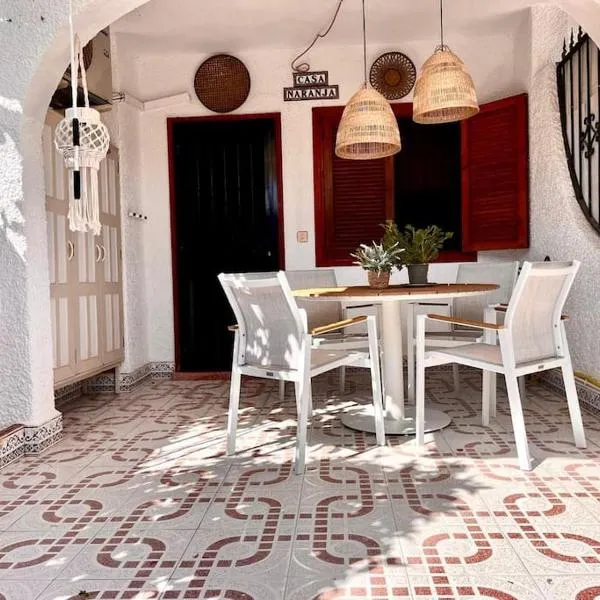 Casa Naranja, hotel v destinaci Los Alcázares