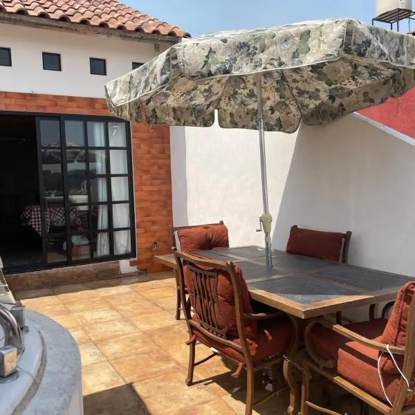 Penthouse Rústico en Metepec con jacuzzi exterior, hotel di Chapultepec