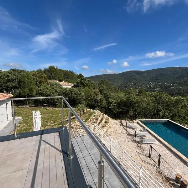 Villa neuve SOLLIES TOUCAS, hotel in Solliès-Toucas