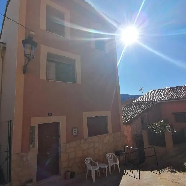 El Castillejo de Camarena de la Sierra, hotel in Camarena de la Sierra