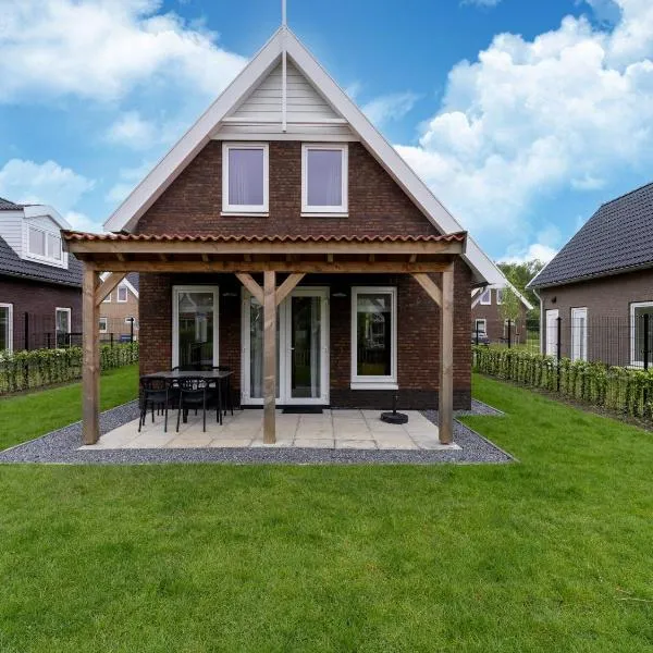 Holiday Home in South Holland by Stompaarde Plas, hotel i Simonshaven