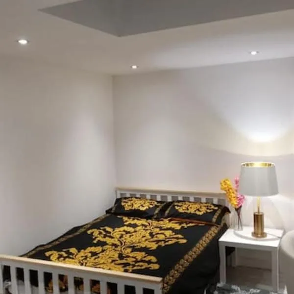 Luxurious & Stylish Flat, Access to Public Transport & Shops, hotel v destinaci Thamesmead