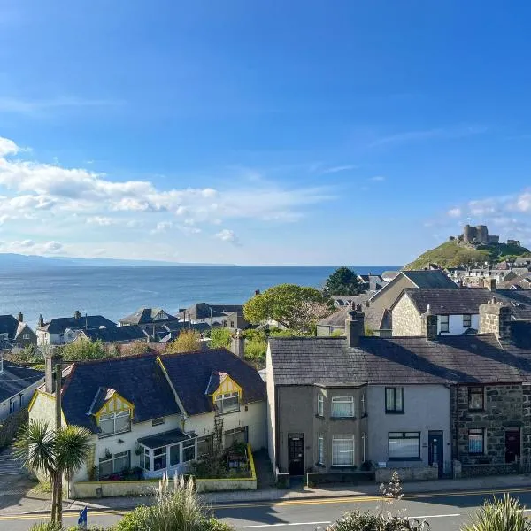 Affordable Luxury - Book the Best Seaview Today!, hotel di Criccieth