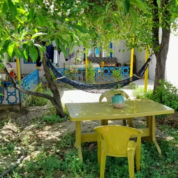 Noa Hostel and Guest House, hotel v destinaci Nachičevan