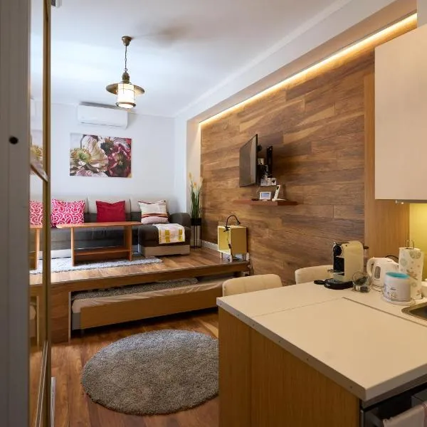Giselle Apartment with Private Parking by Staymood Holidays, hotel v Budapešti