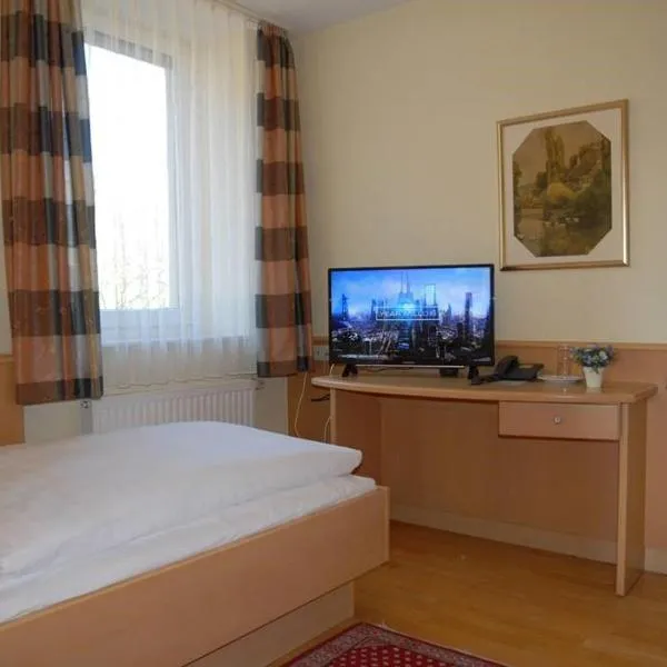 Hotel Garni Grottental, hotel di Meßstetten