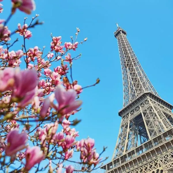 Appt de 130 m2 entre les Champs Élysées et la tour Eiffel