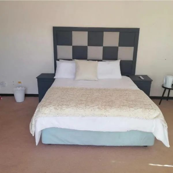 The Pele Guest House, hotel a Carletonville