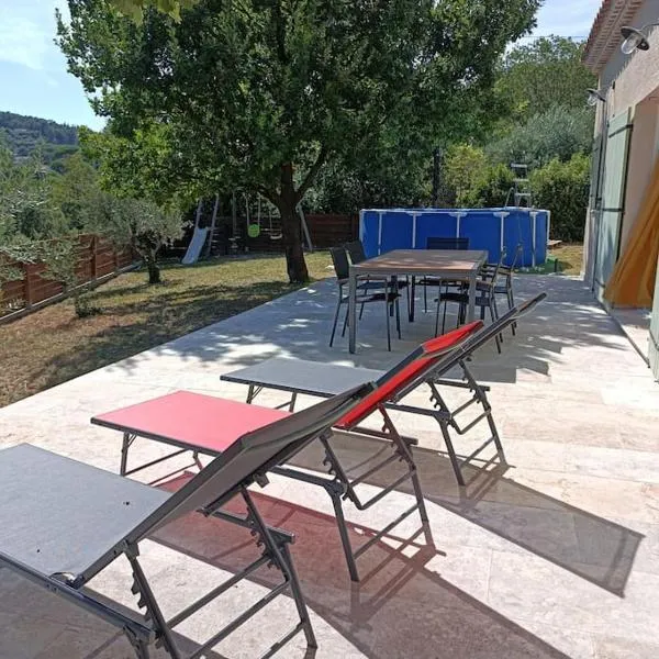 agréable villa au calme avec vue, hotel v destinaci Anduze