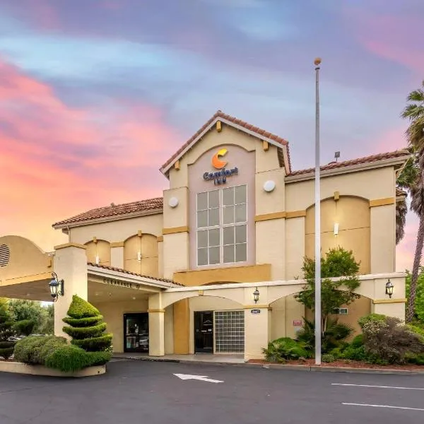 Comfort Inn Fairfield Napa Valley Area, hotel v destinaci Cordelia