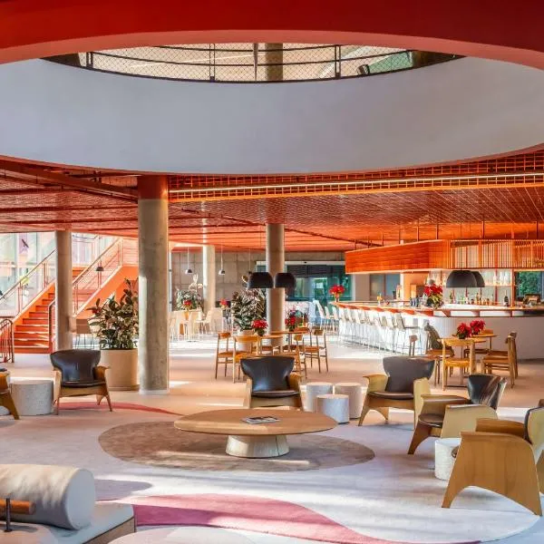 Almenat Embu Das Artes Sao Paulo, Tapestry Collection, hotel in Embu