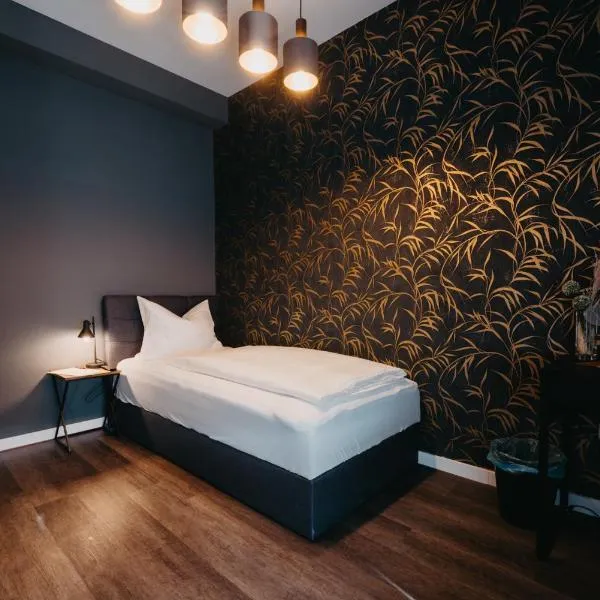 Hotel-Gasthof Zur Krone, hotel v destinaci Waldaschaff