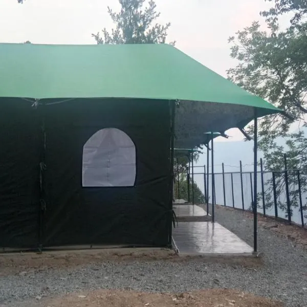 RTC tent cottages: Mussoorie şehrinde bir otel