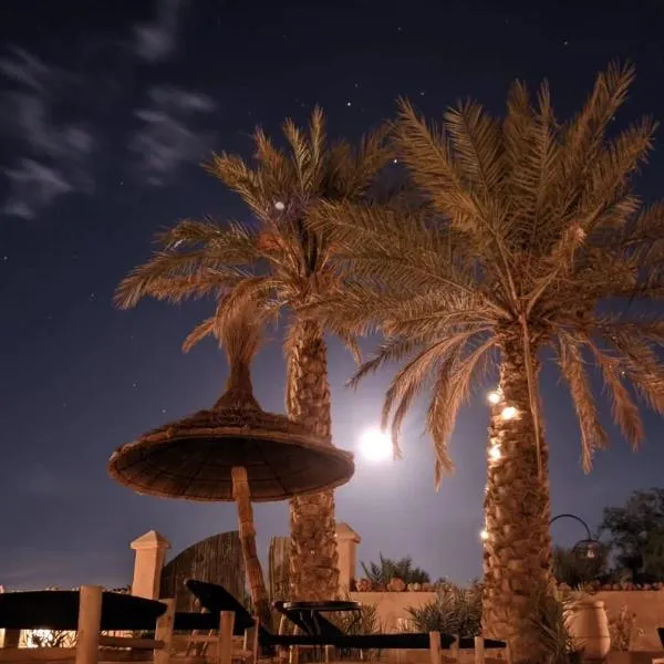 RiadSuerteloca Merzouga, hotel v destinaci Merzouga
