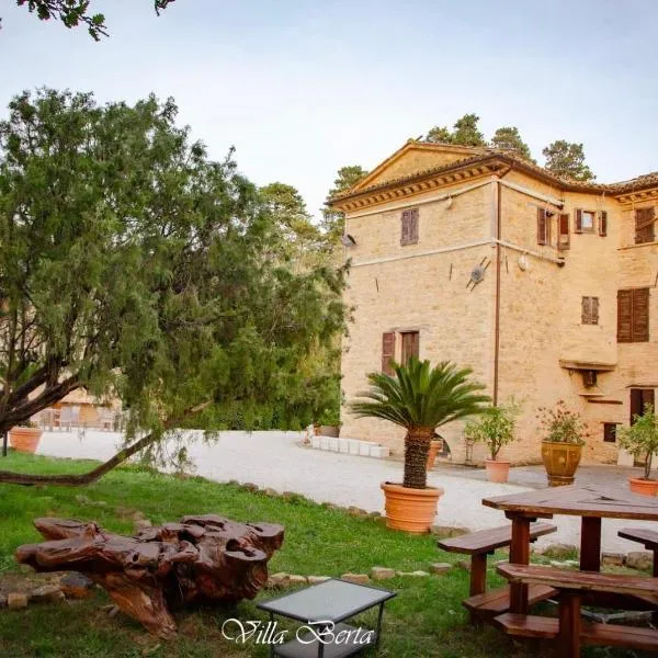 Resort Restaurant Villa Berta, hotel v destinaci San Severino Marche