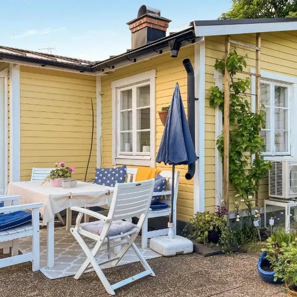 Awesome Home In Västervik With Kitchen, hotel v destinaci Västervik
