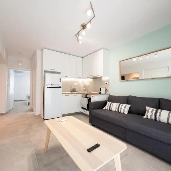 Belair #Chalkidiki Lux App - Gerakini, hotel in Patelidhás