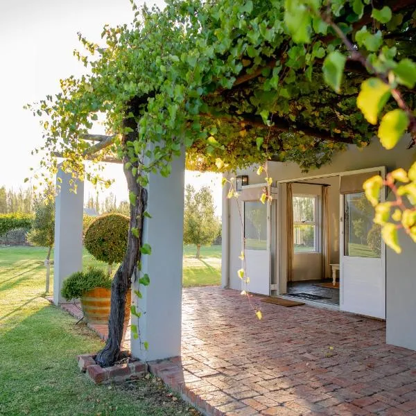 Saronsberg Vineyard Cottages, hotel v destinaci Tulbagh
