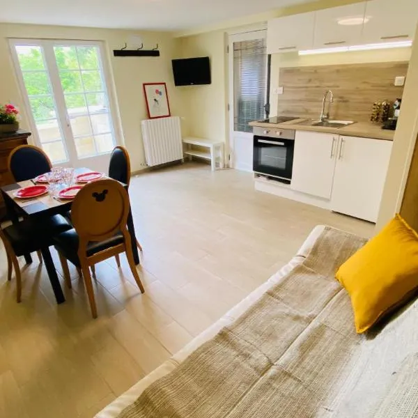F2 NEUF & CALME 15 min Disneyland, 25 min Paris, hotel in Thorigny-sur-Marne