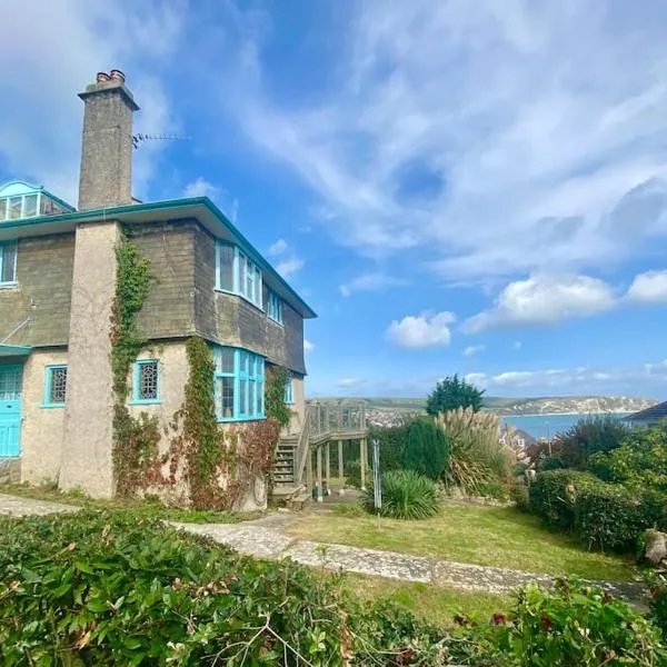 Charming Sea view home in Swanage, hotel in Swanage
