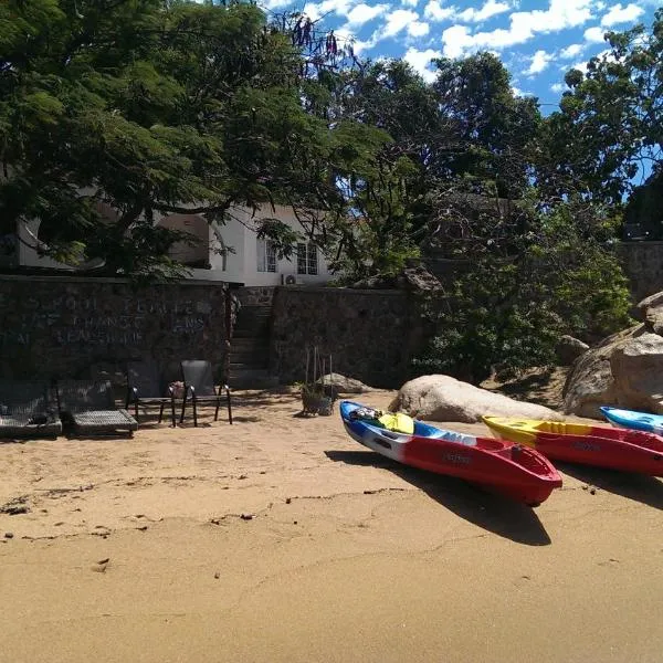 Kuwona Cottage โรงแรมในSenga
