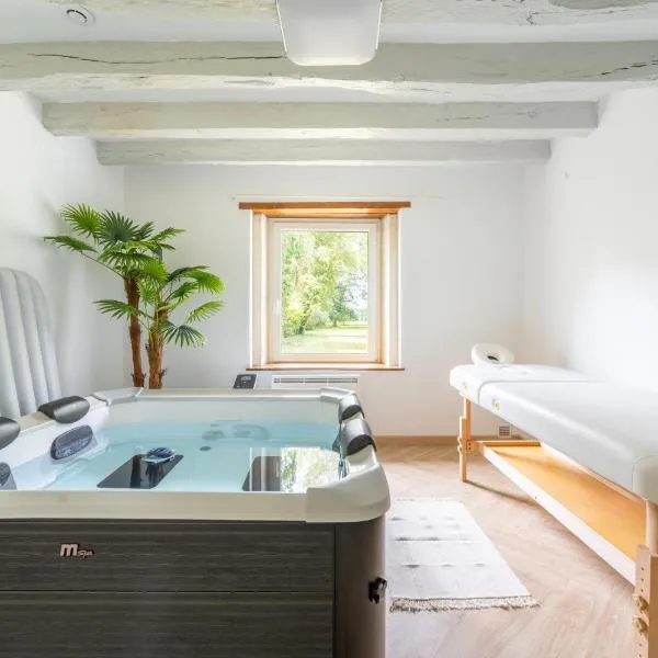 Longère Spa & Bien-être, hotel v destinácii La Chapelle-sur-Loire