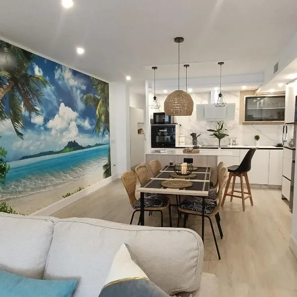 Apartamento Suite Frente al Mar、リンコン・デ・ラ・ビクトリアのホテル