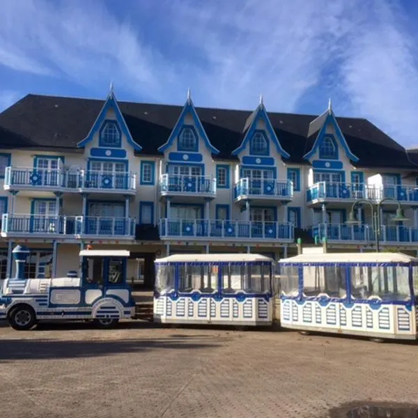 BELLE DUNE Village Vacances face à l'Aquaclub de FORT MAHON, hotel in Fort-Mahon-Plage