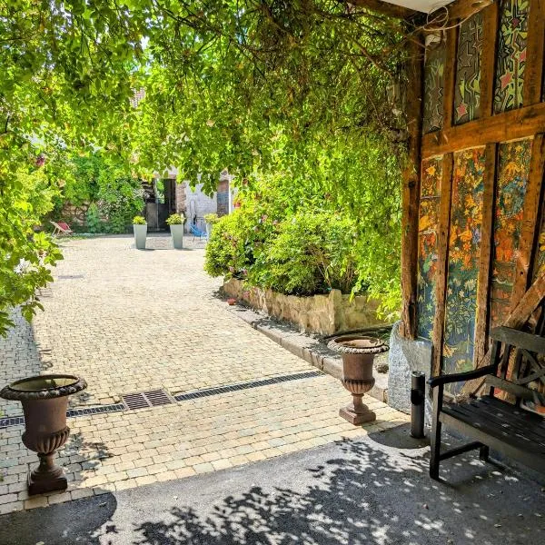 Relais du Beffroi Chambres d'Hôtes: Oneux şehrinde bir otel