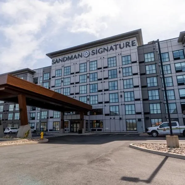 Sandman Signature Dartmouth Hotel & Suites, hotel en Halifax