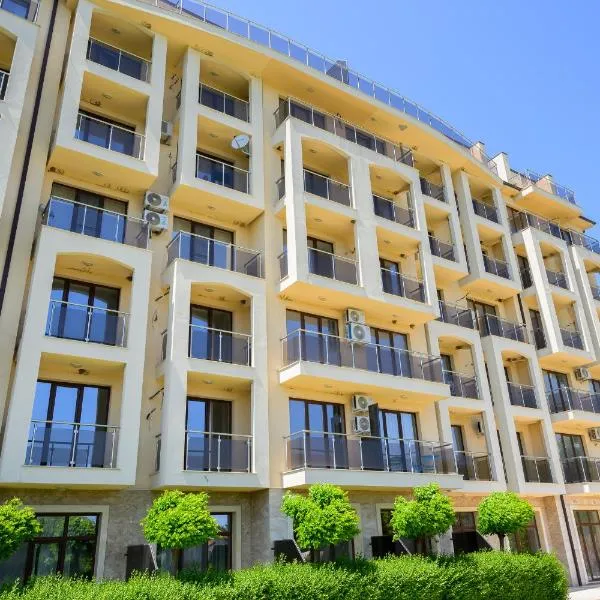 Azur Properties 72, hotel in Shkorpilovtsi