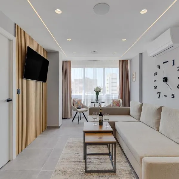 Smart Space, hotel in La Mata