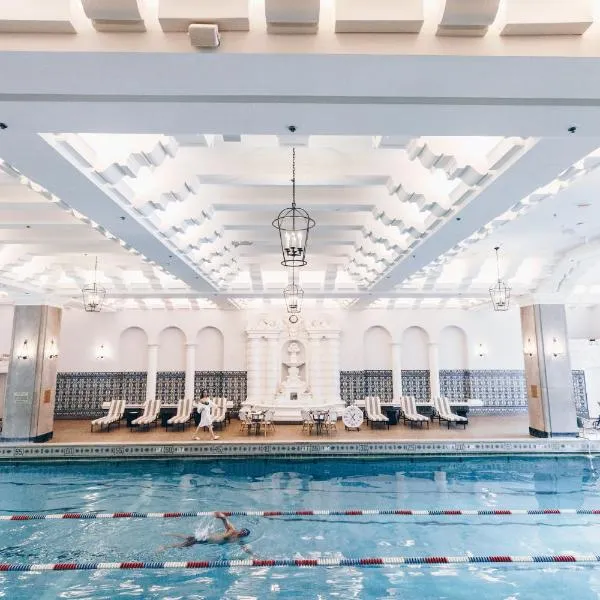 InterContinental Chicago Magnificent Mile by IHG, готель у Чикаго