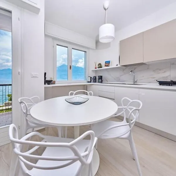 Benaco Hause 3, khách sạn ở Brenzone sul Garda