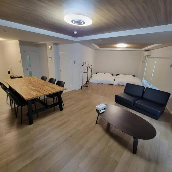 P-STAY広島平和公園withペット 401号室, hotel v destinaci Hirošima