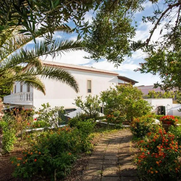 Casa di Arturo, hotel v destinaci Ventotene