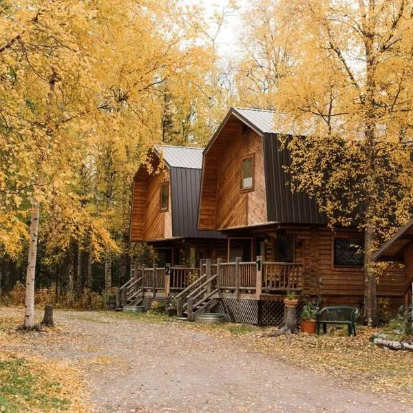 Cozy Cabin on Wooded Property, hotel in Wasilla