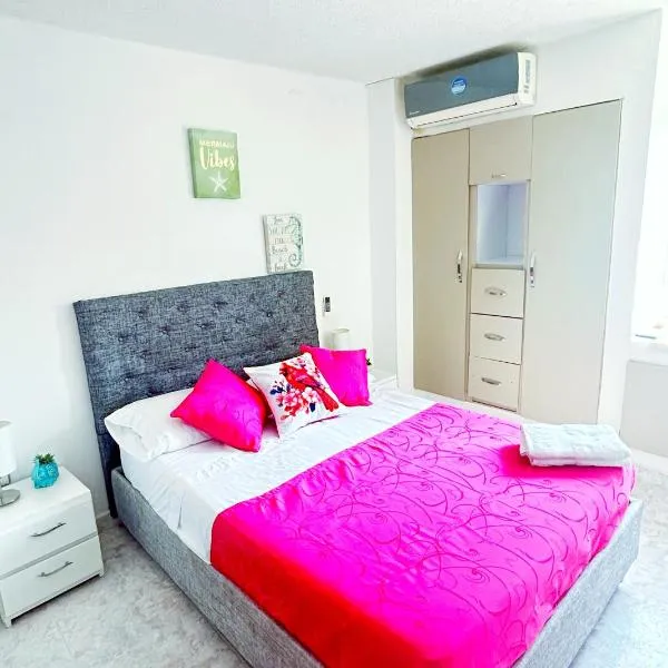 Apartamento rodadero playa y diversion, ξενοδοχείο στη Σάντα Μάρτα