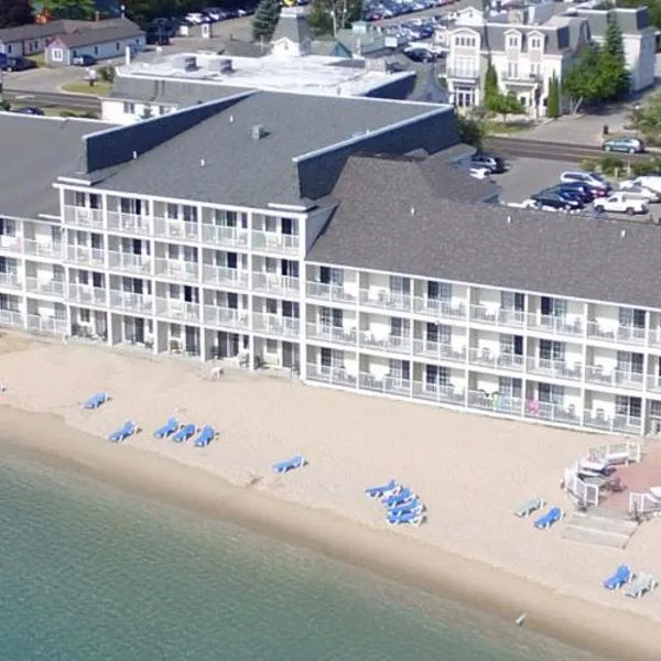 Viesnīca Hamilton Inn Select Beachfront pilsētā Carp Lake