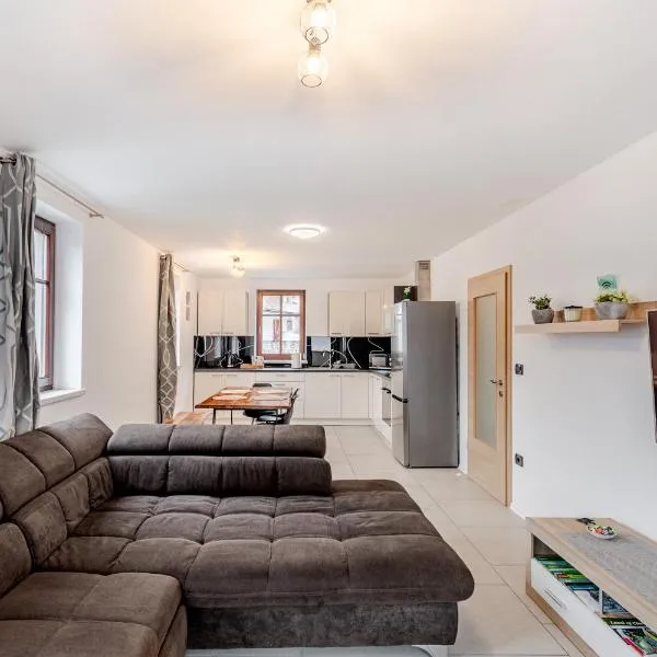 Penzion Hosnar, Apartment Mišc، فندق في بوفيك
