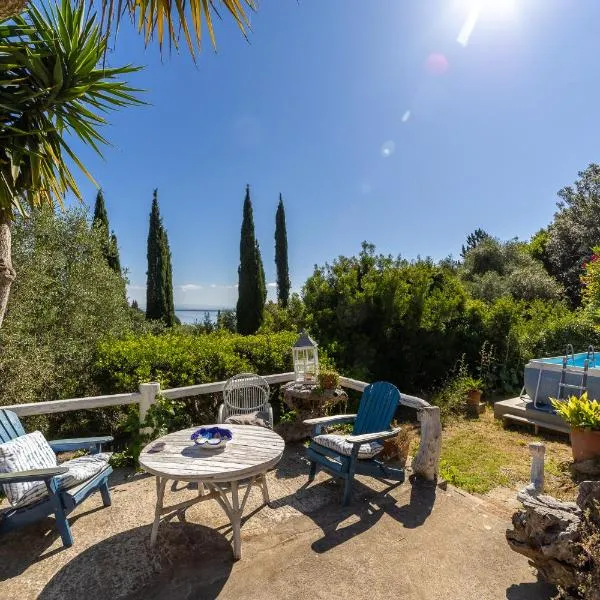 Cottage Pura Vigna immerso nella natura vicino al mare, khách sạn ở Porto Santo Stefano